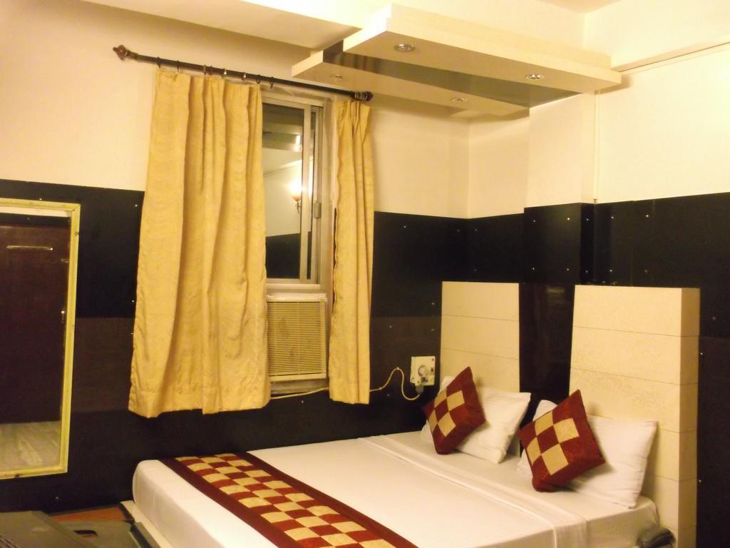ג'איפור Hotel Abhineet Palace מראה חיצוני תמונה