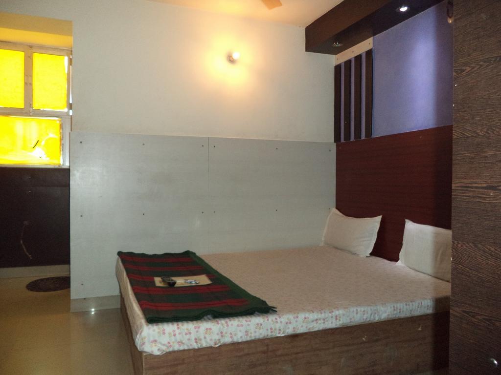 ג'איפור Hotel Abhineet Palace מראה חיצוני תמונה