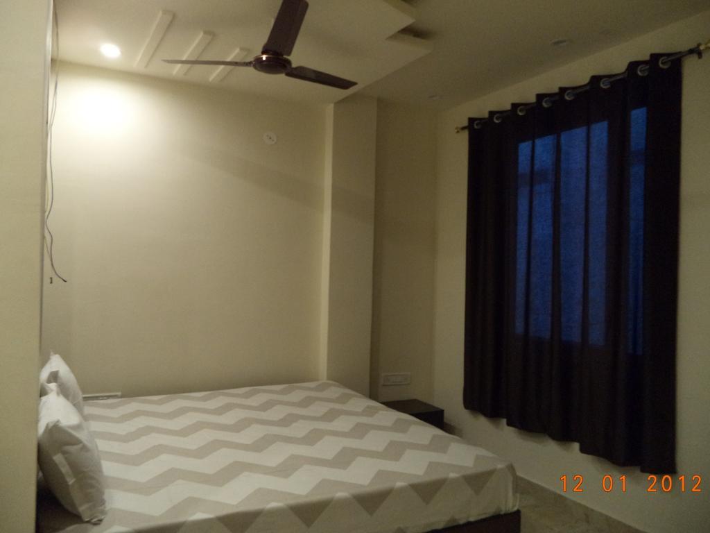 ג'איפור Hotel Abhineet Palace מראה חיצוני תמונה